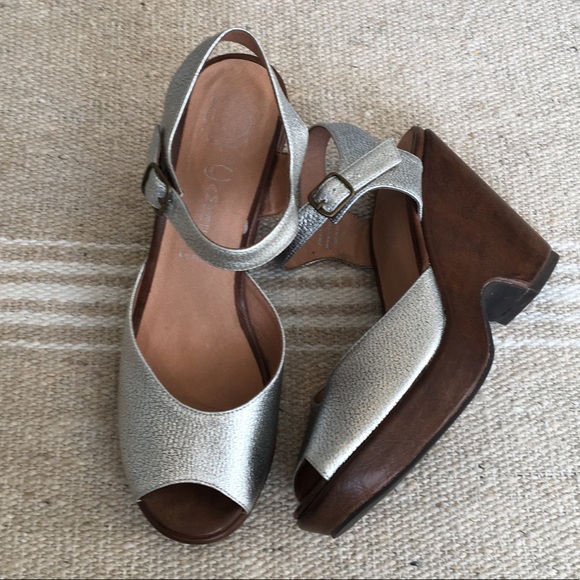 Jeffrey Campbell Shoes - Jeffrey Campbell Metallic Platform Mary Janes 7.5